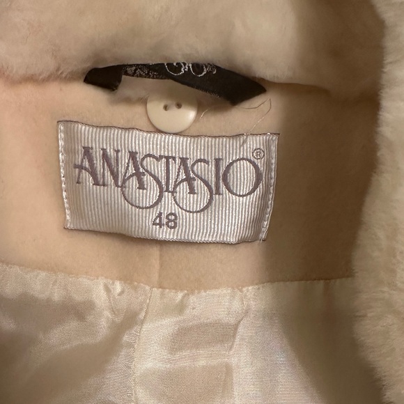 Anastasio Wool Long Coat with Fur Collar – Cream – Size 48 (Fits M/L) - Picture 2 of 16